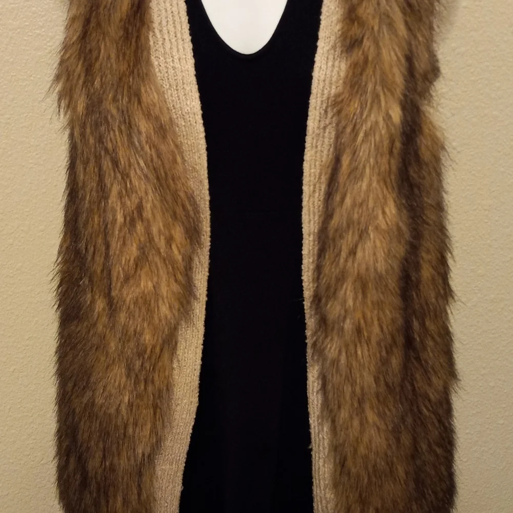 Womens XS Hippie Venus Faux Fur Sweater Vest. Natural. Side Pockets. Vintage - Picture 2 of 12